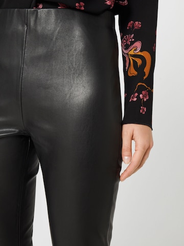 SOAKED IN LUXURY - Skinny Leggings 'Kaylee' en negro