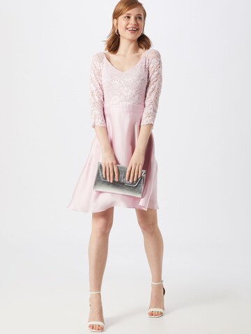 SWING Kleid in Pink