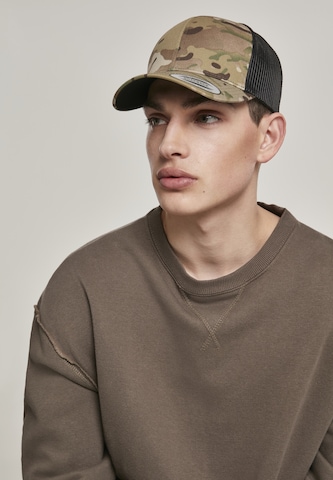 Casquette Flexfit en beige : devant