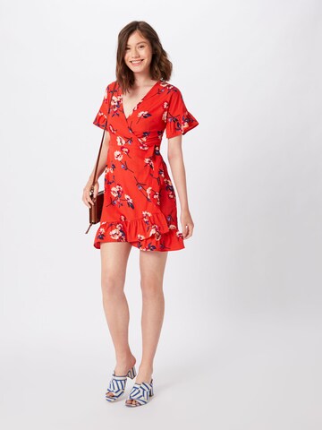 Boohoo - Vestido de verão em vermelho