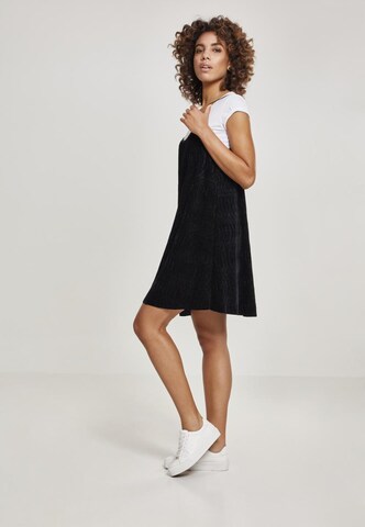 Urban Classics Kleid in Schwarz