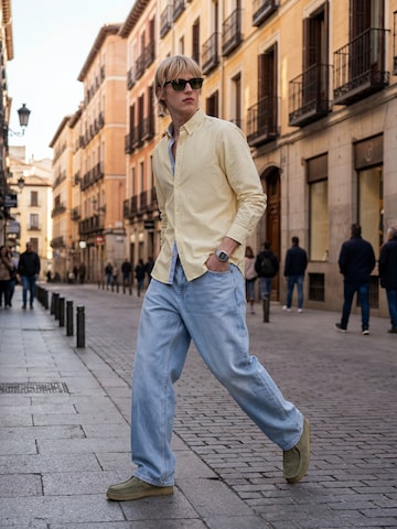 Butter Yellow Shirt and Denim Look