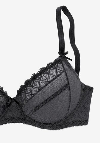 LASCANA T-shirt Bra in Black