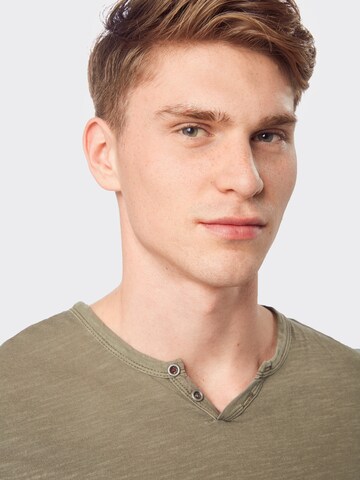Regular fit Maglietta 'JJESPLIT' di JACK & JONES in verde