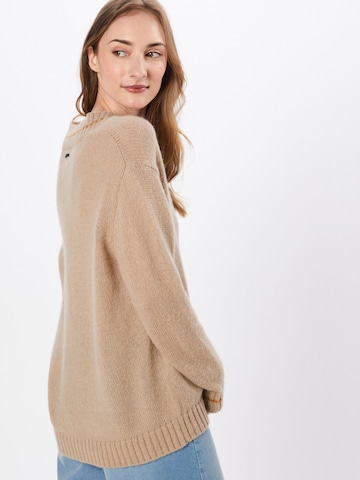 Pull-over 'Numette' NÜMPH en beige : derrière