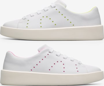 Baskets basses 'Twins' CAMPER en blanc