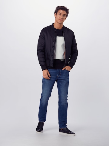 DIESEL Regular Jeans 'Larkee-Beex' in Blauw