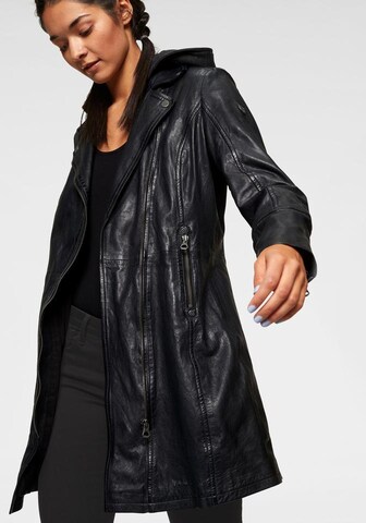 Gipsy Between-Seasons Coat in Black