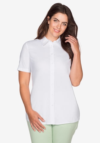 SHEEGO Blouse in White: front