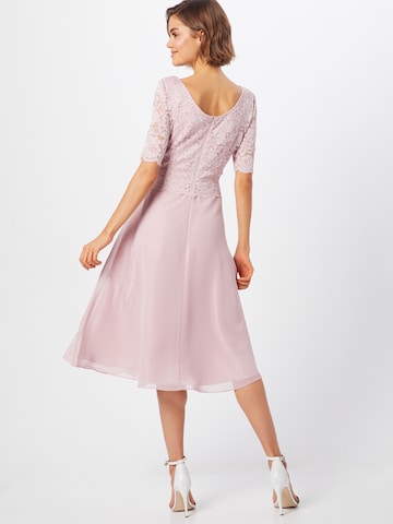 Vera Mont Φόρεμα κοκτέιλ σε ροζ