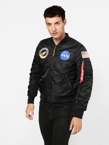 juoda ALPHA INDUSTRIES Demisezoninė striukė 'Nasa': priekis