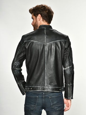 MUSTANG Between-season jacket 'Uwe' in Black