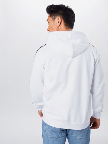 Coupe regular Sweat-shirt Starter Black Label en blanc