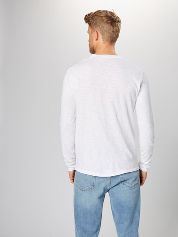 Coupe regular T-Shirt 'BYSAPICK' AMERICAN VINTAGE en blanc : derrière