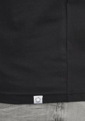 !Solid Shirt in Black