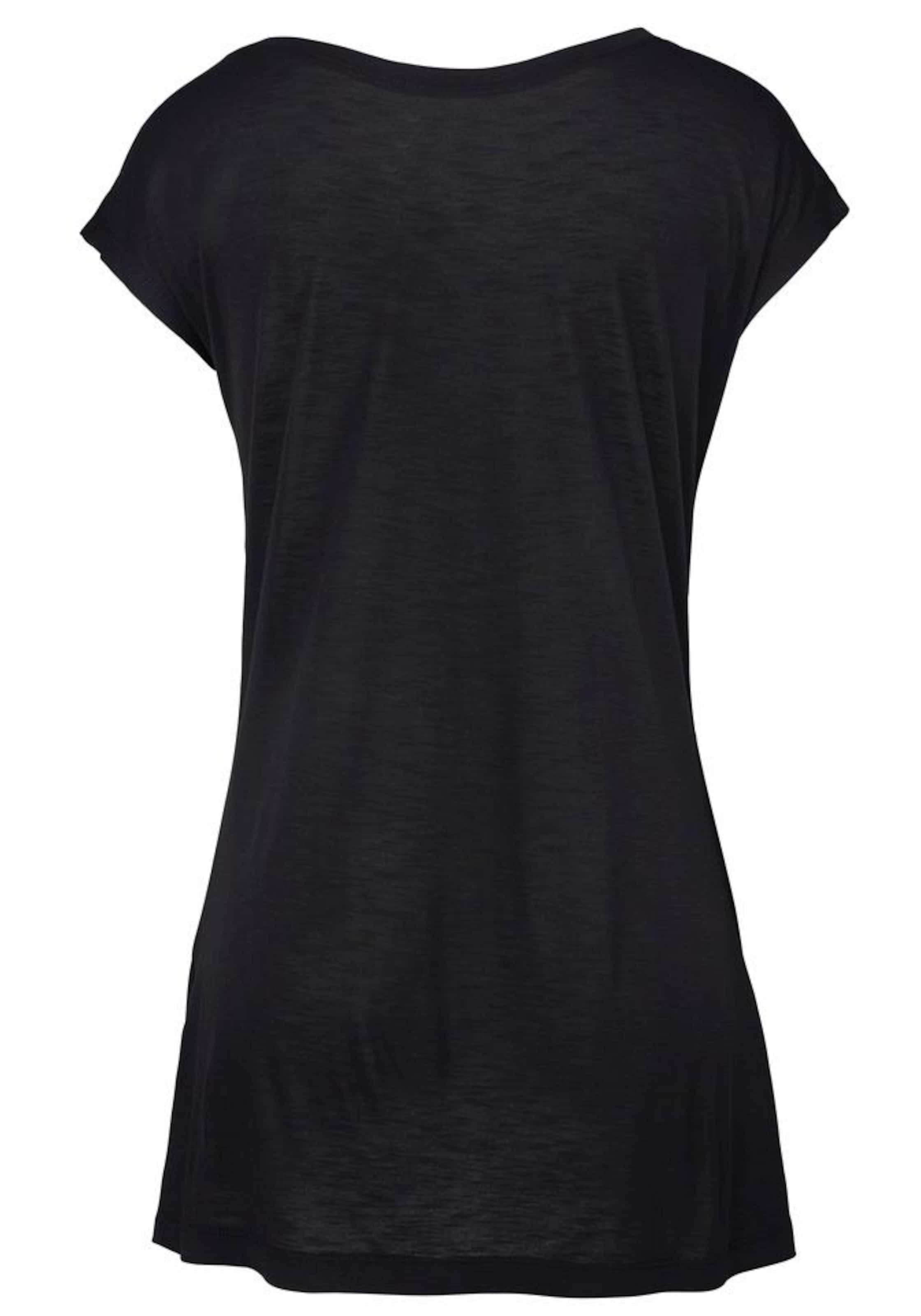 Tricou de la LASCANA pe negru