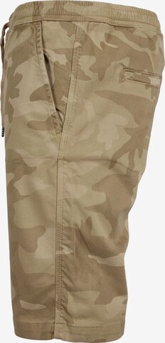 Urban Classics Regular Shorts in Beige