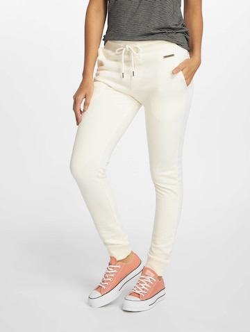 Effilé Pantalon 'Poppy' Just Rhyse en blanc : devant