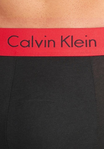 Boxeri de la Calvin Klein Underwear pe negru