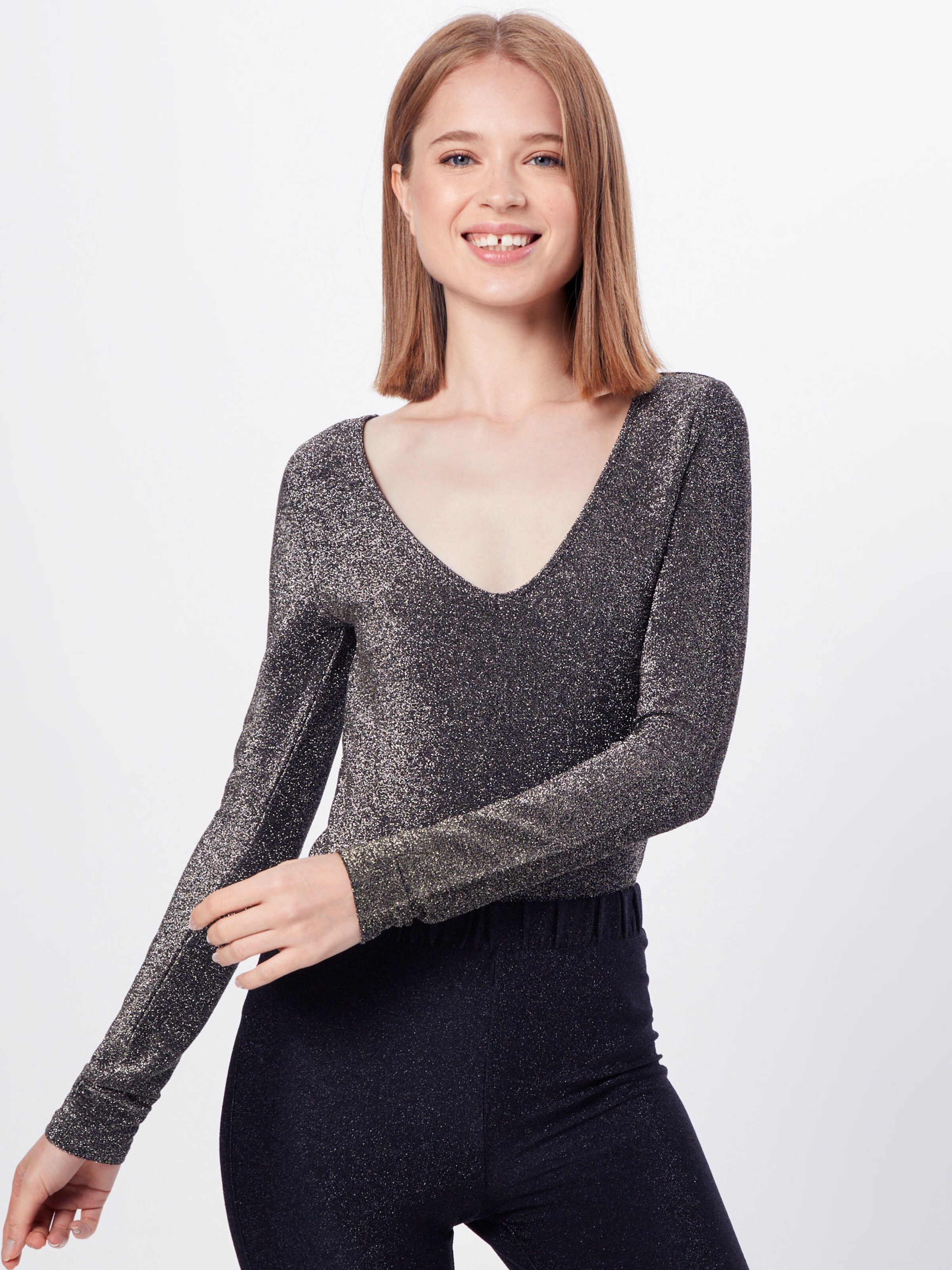 Noisy may Shirt 'INFINITY L/S DEEP BODY 7' in de kleur Goud: Vooraanzicht