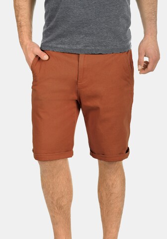 !Solid Regular Chinoshorts 'Lamego' in Braun