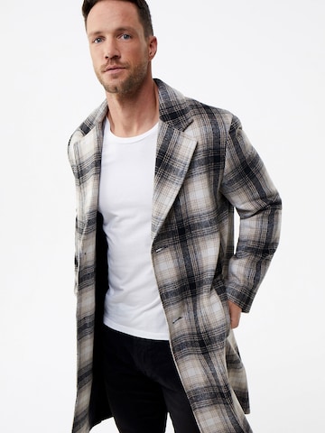 DAN FOX APPAREL Prehoden plašč 'Rafael' | črna barva: sprednja stran