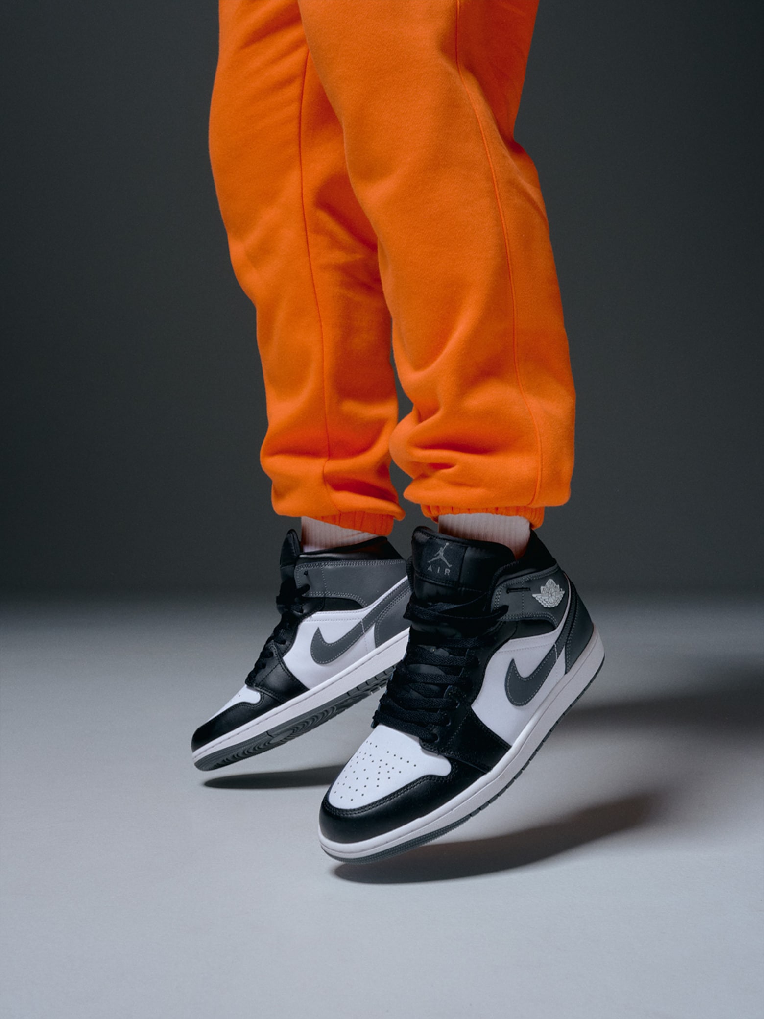 Eroii care iau străzile cu asalt Sneakerși populari