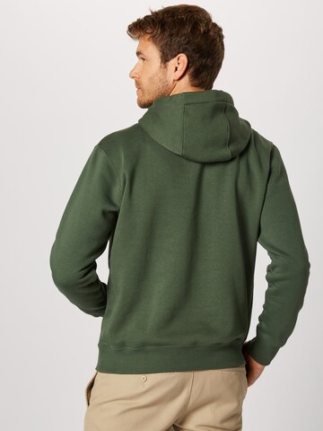 Nike Sportswear - Regular Fit Sweatshirt 'Club Fleece' em verde: atrás