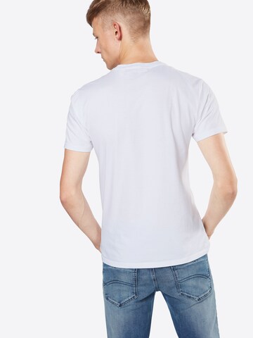 T-Shirt 'Sportswear Logo Graphic' LEVI'S ® en blanc