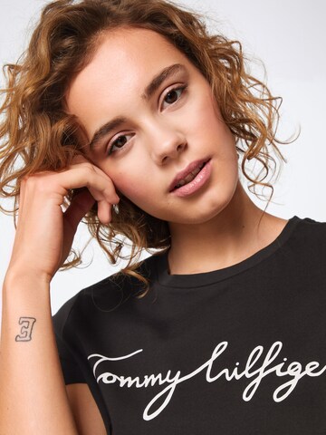 TOMMY HILFIGER Μπλουζάκι 'Heritage' σε μαύρο