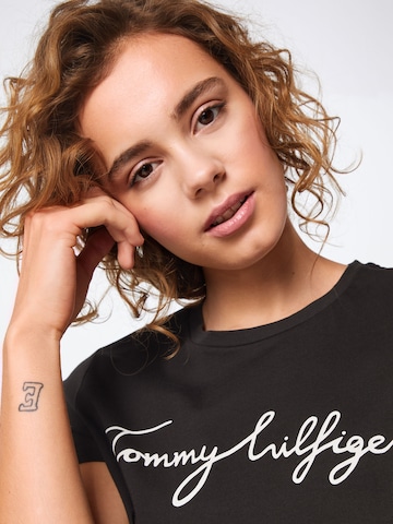 TOMMY HILFIGER Koszulka 'Heritage' w kolorze czarny