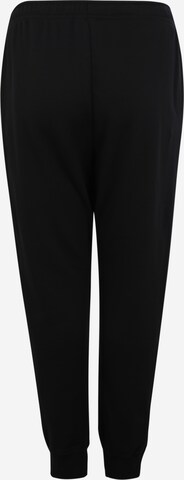 Nike Sportswear Tapered Broek in Zwart