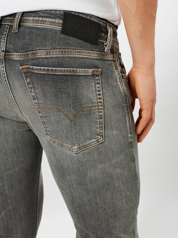 DIESEL Skinny Jeans 'SLEENKER-X' in Grey