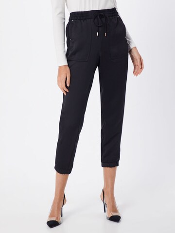 Banana Republic Tapered Broek in Zwart: voorkant