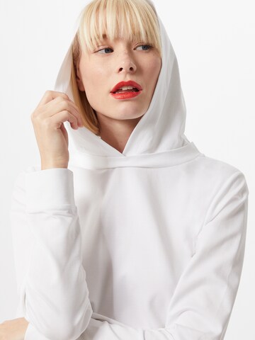 DRYKORN Sweatshirt 'Papilia' in White