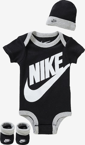 Nike Sportswear Regular Комплект 'Futura' в черно: отпред