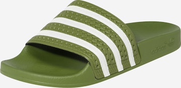 ADIDAS ORIGINALS - Zapatos abiertos 'Adilette' en verde: frente