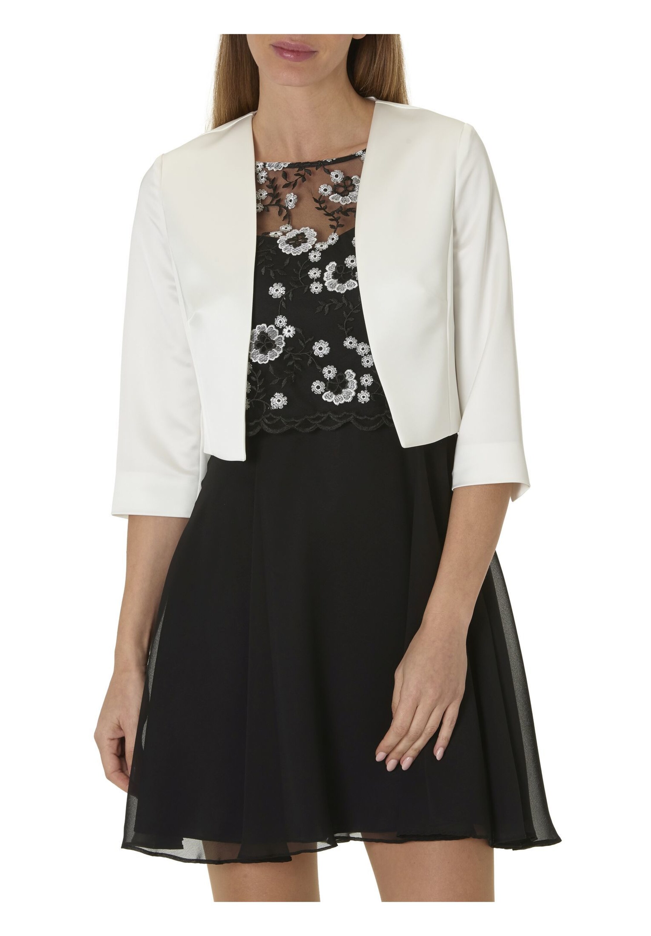 Bolero di Vera Mont in bianco