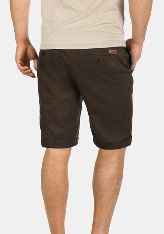 !Solid Regular Chino Pants 'Lamego' in Brown