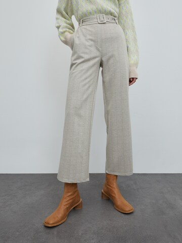 EDITED Wide Leg Hose 'Polly' in Beige: Vorderseite