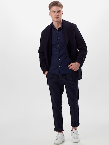 BURTON MENSWEAR LONDON Slim Fit Hemd in Blau