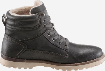 Bottines à lacets MUSTANG en gris