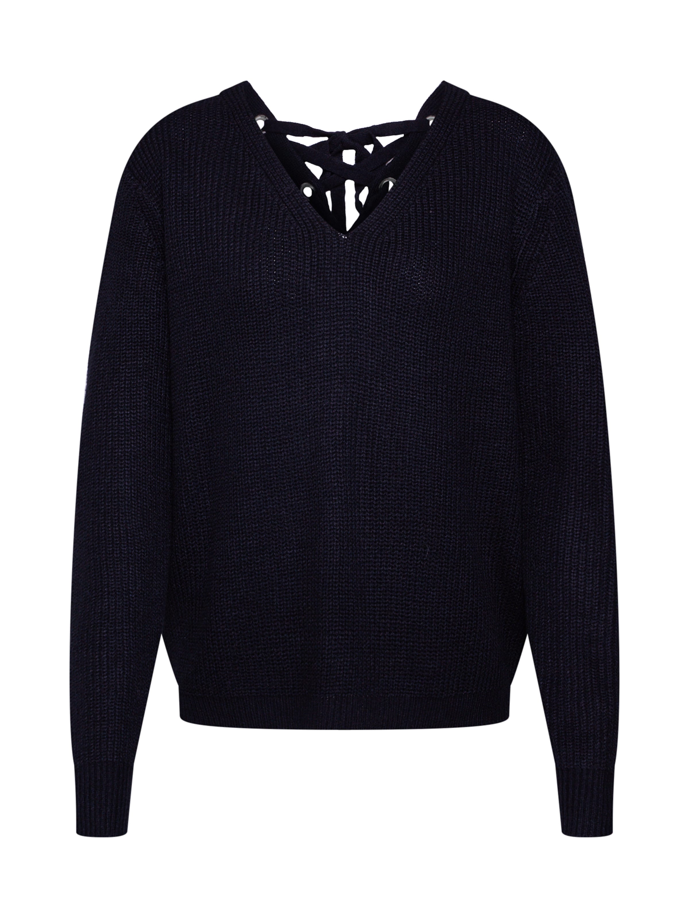 Pull-over Urban Classics en noir : devant