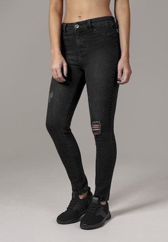 Urban Classics Skinny Hose in Schwarz: Vorderseite