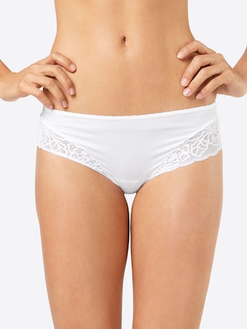 TRIUMPH Boyshorts 'Amourette' in White: front