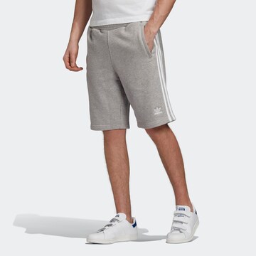 ADIDAS ORIGINALS Regular Trousers in Grey: front