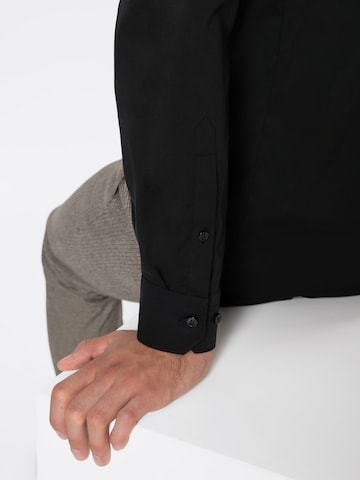OLYMP Slim fit Zakelijk overhemd 'No. 6' in Zwart