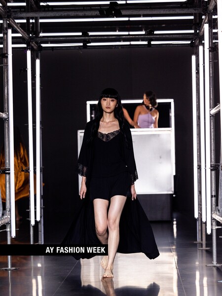 The AY FASHION WEEK Womenswear - Black Kimono Look by Lascana