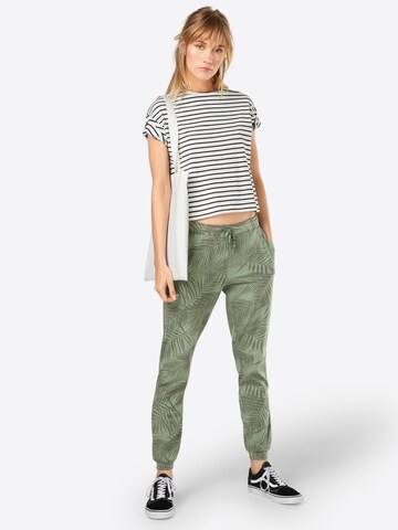 Tapered Pantaloni 'La Palma' de la Iriedaily pe verde