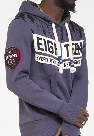 PLUS EIGHTEEN Sweatshirt in Lila